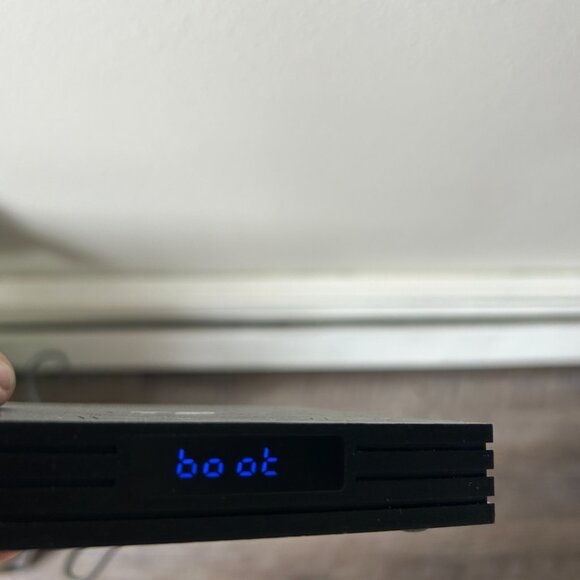 4K Streaming with T9 Android TV Box - 4GB RAM, 32GB Storage, Compact & Powerful - Picture 7 of 11